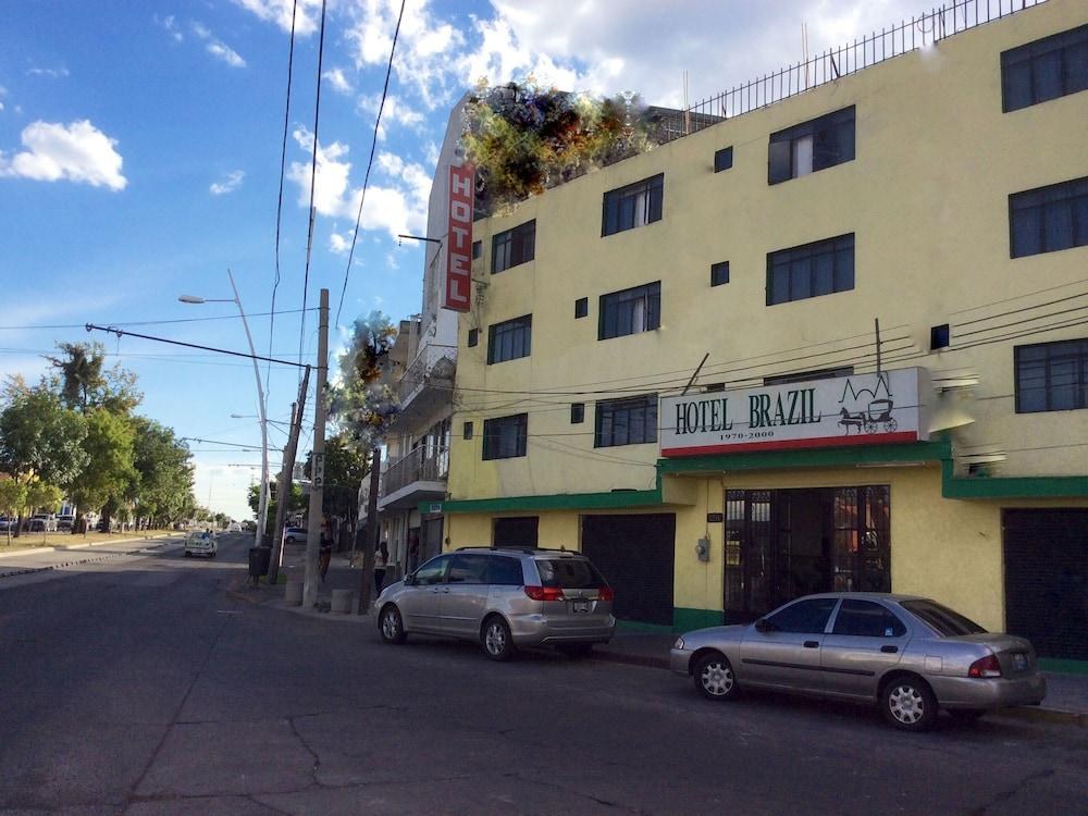 OYO Hotel Brazil,Guadalajara,Estadio Jalisco photo 4