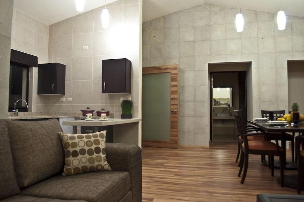 Alesia Hotel Boutique & Spa photo 2