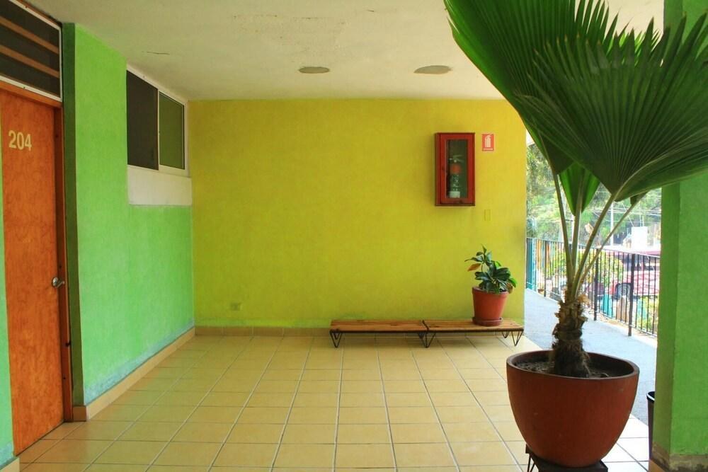 Hotel Avenida photo 2