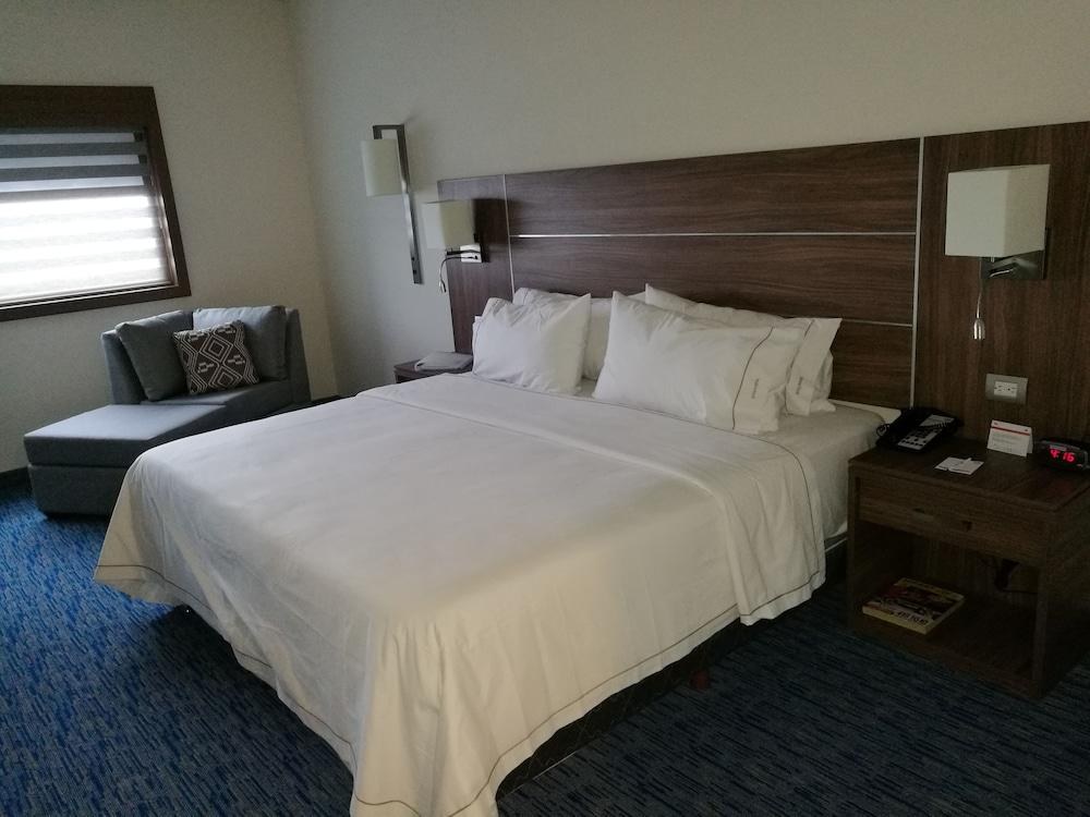 Holiday Inn Express & Suites Ciudad Obregon by IHG photo 3