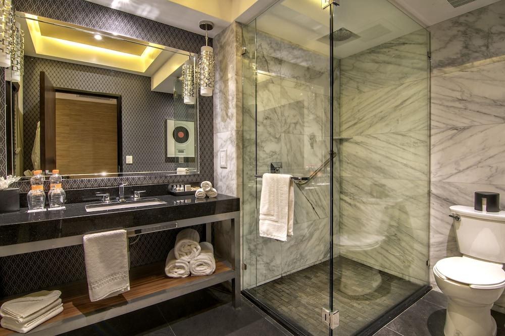 K Tower Boutique Hotel By Lucerna photo 2