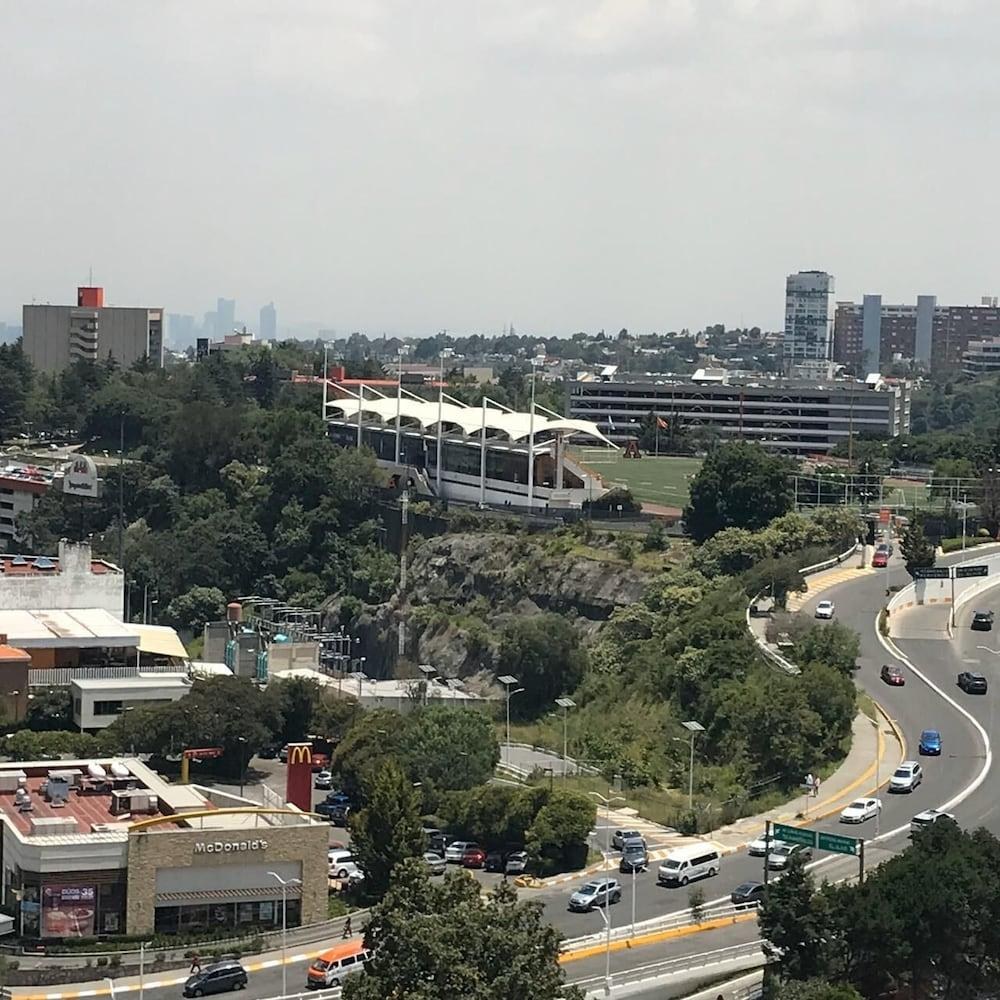 Elite 47 Hotel & Suites photo 3