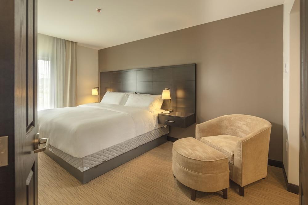 Staybridge Suites Silao by IHG photo 2