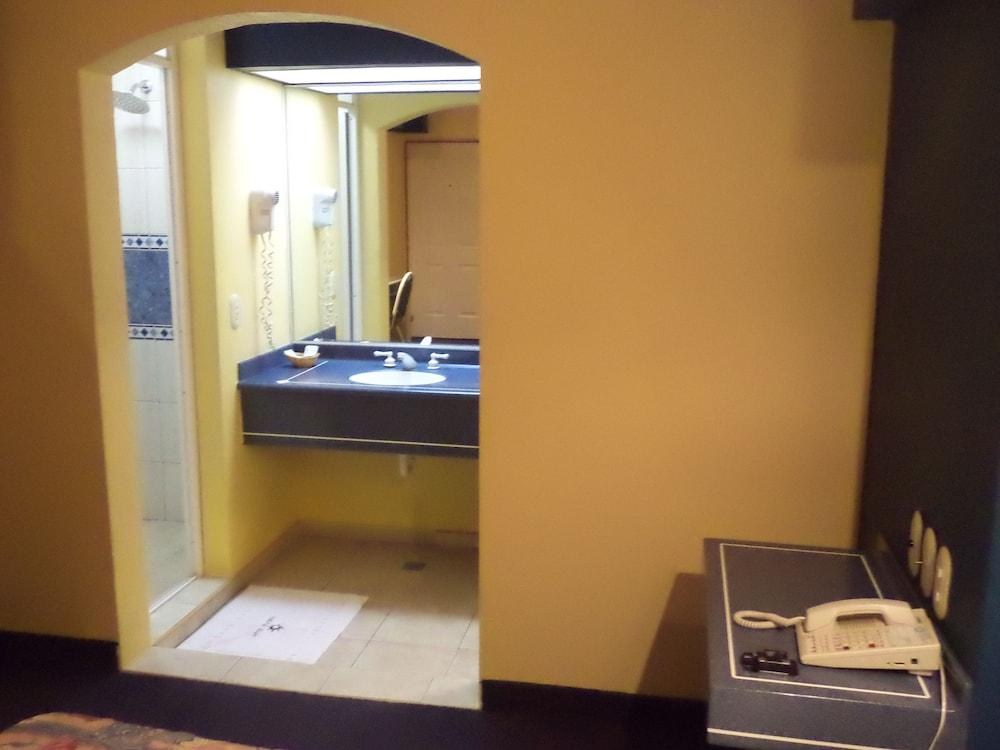 Hotel Pacific photo 2