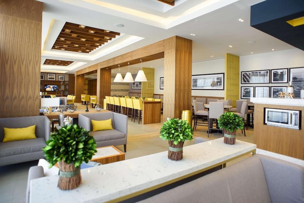Hampton Inn by Hilton Piedras Negras photo 3