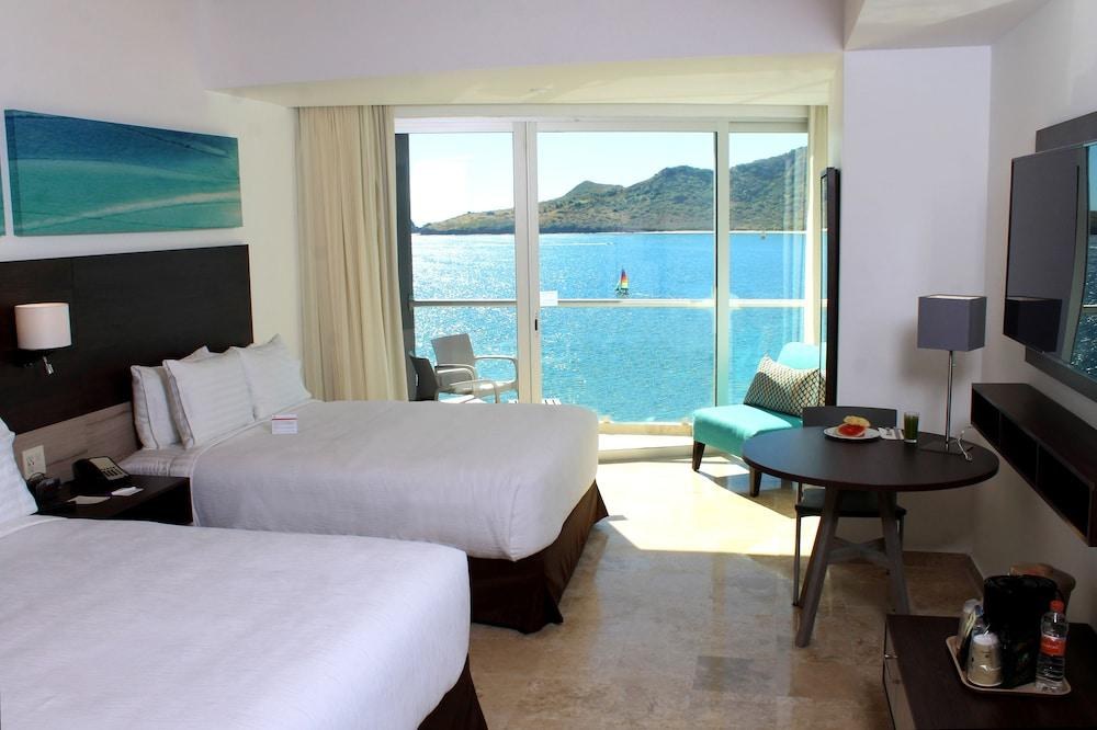 Holiday Inn Resort Mazatlan by IHG photo 2