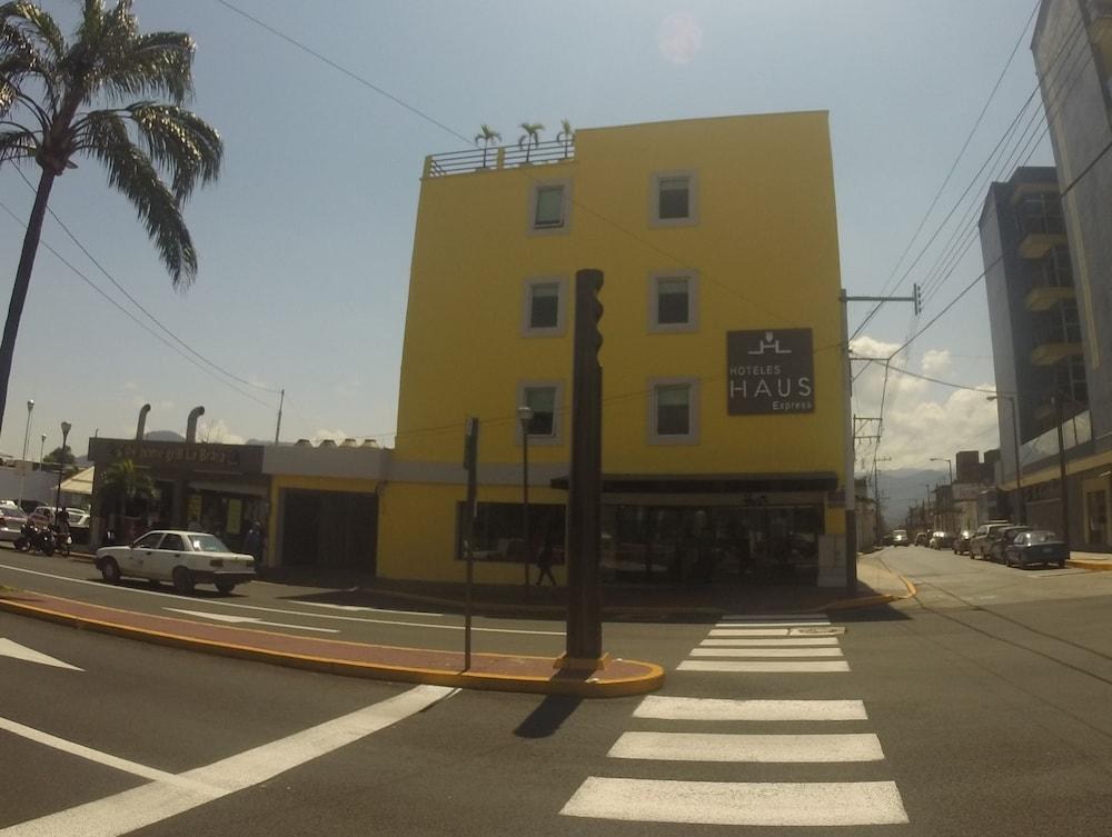 Hoteles Haus Express photo 3