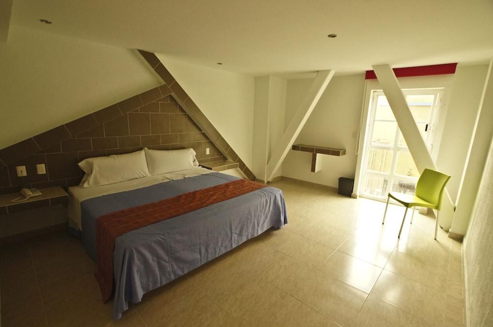 First Inn Hotel & Business photo 4