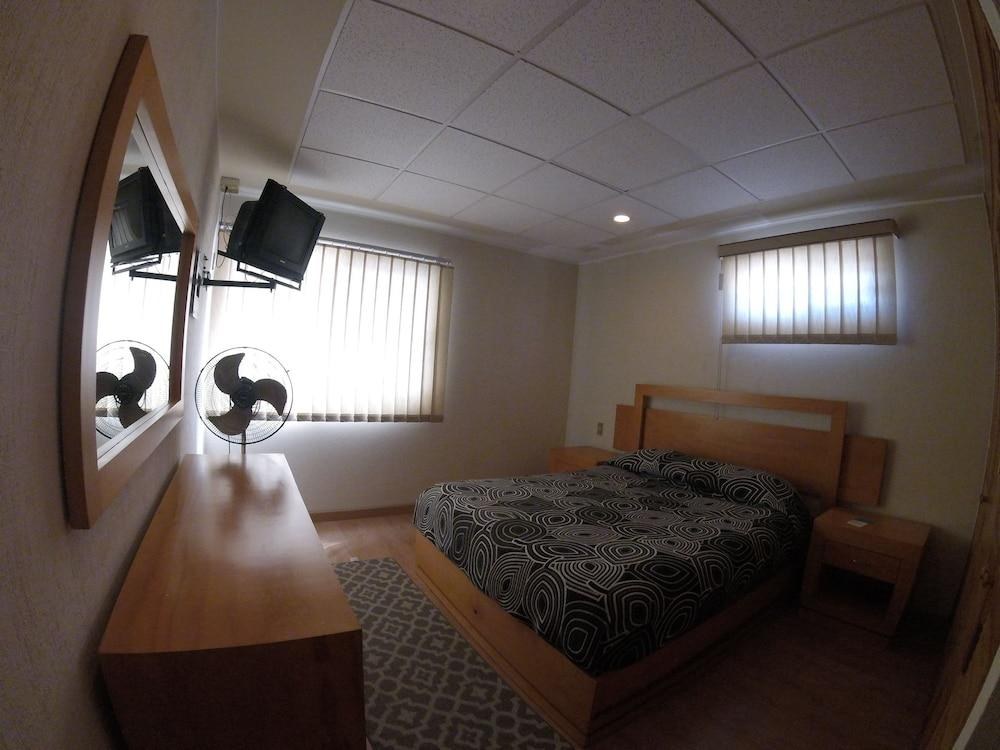 Hotel Suites Victoria photo 2