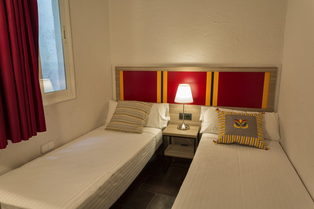 Apartments Ciutat Vella photo 1