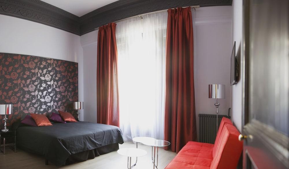 Umma Barcelona Bed & Breakfast Boutique photo 3