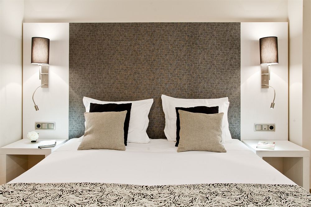 Up Suites Bcn photo 1