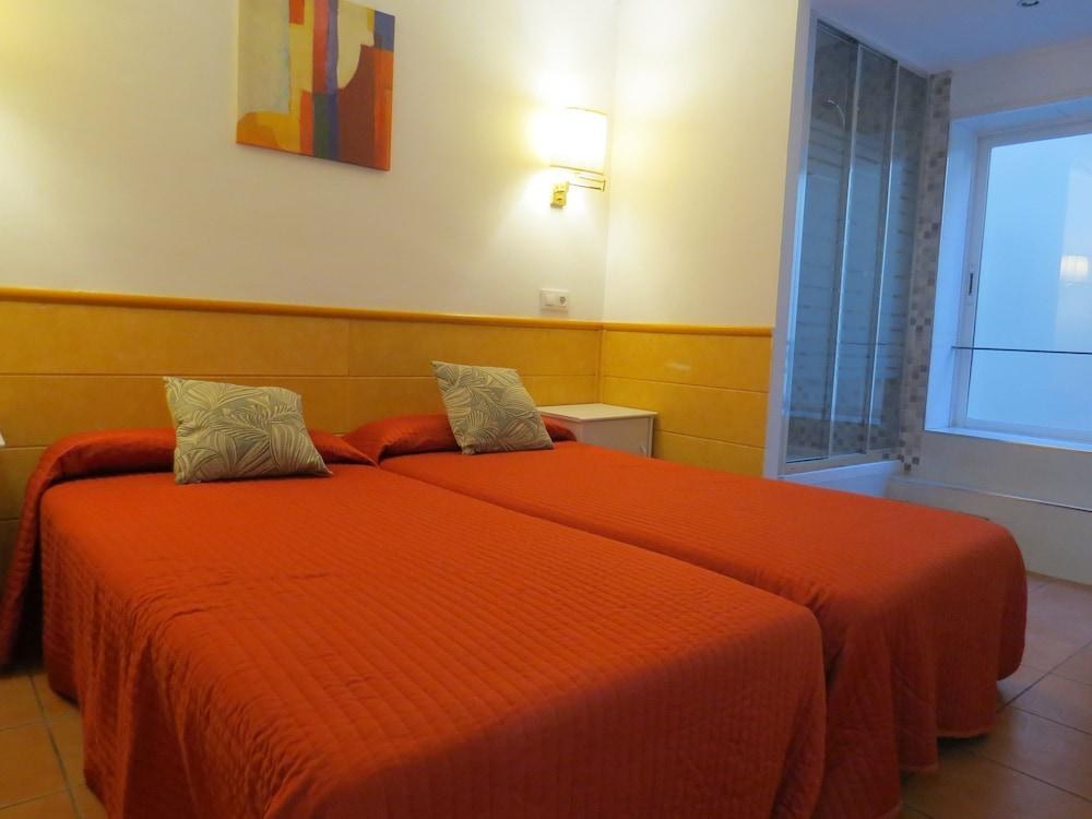 Barcelona City Rooms photo 4