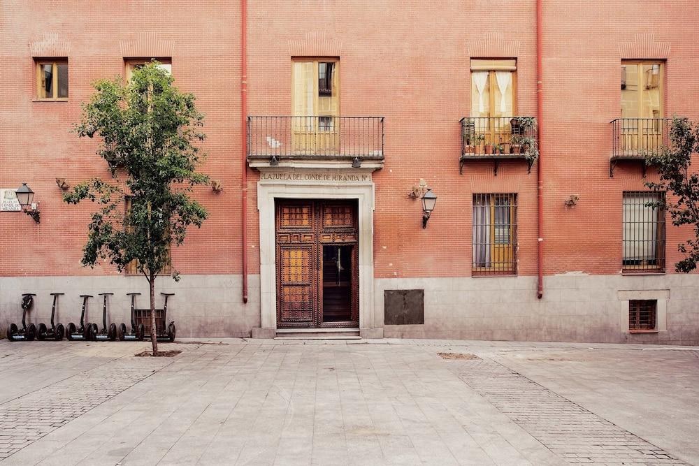 PALACIO PL CONDE DE MIRANDA photo 3