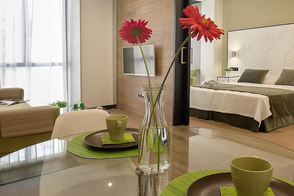 Apartamentos Suites Oficentro Deluxe photo 2