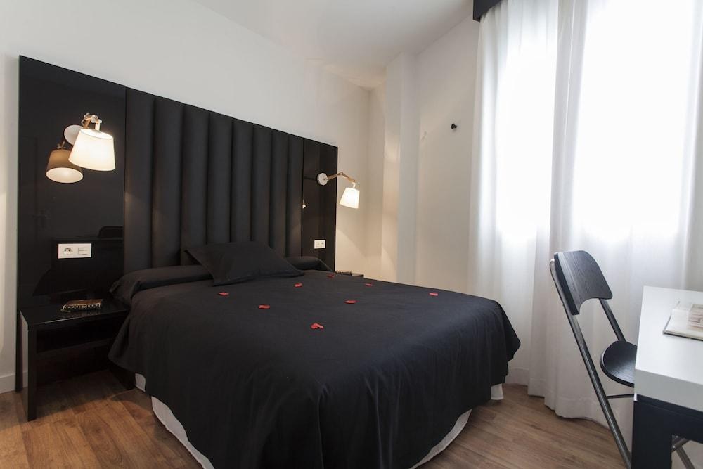 PICASSO SUITES MÁLAGA APARTAMENTOS