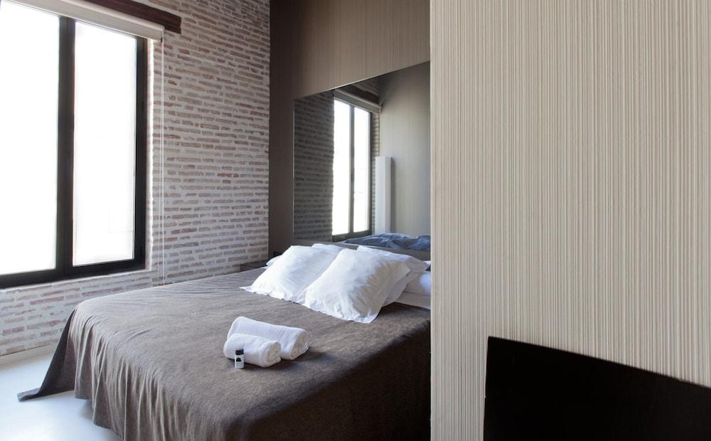 Cosy Rooms Embajador photo 3