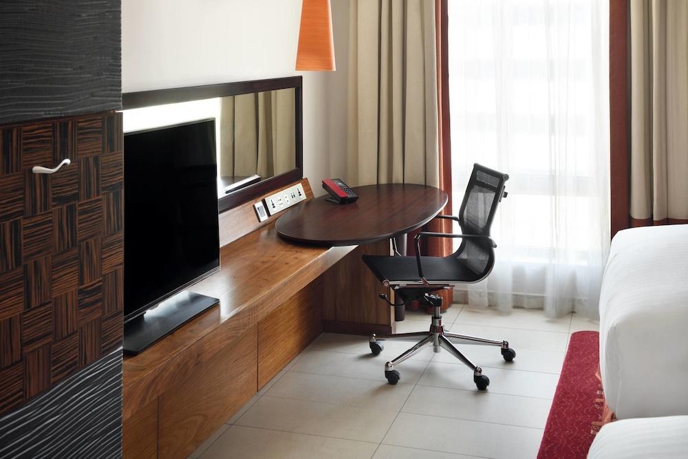 ACCRA MARRIOTT HOTEL photo 2