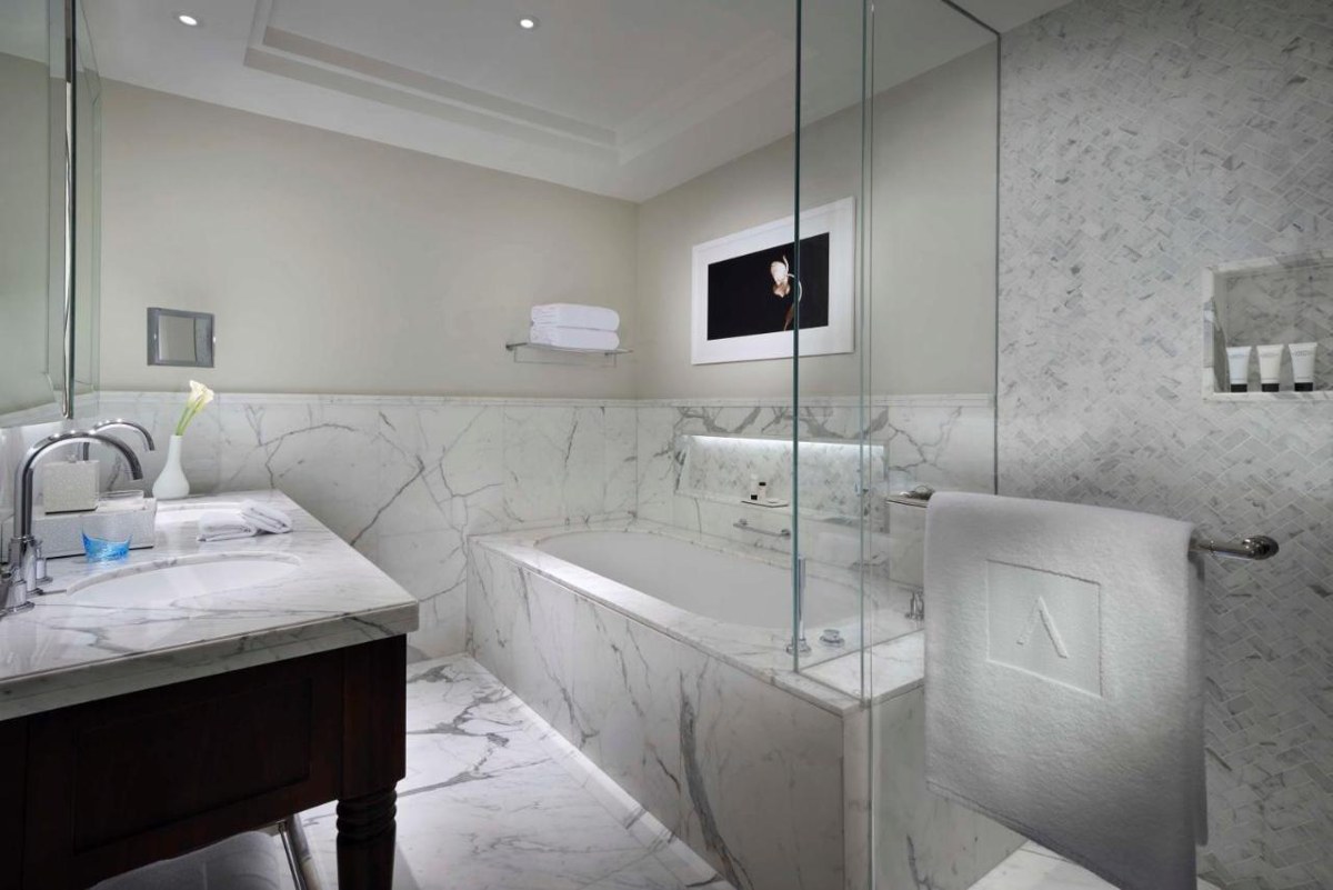 Kempinski The Boulevard Dubai photo 2