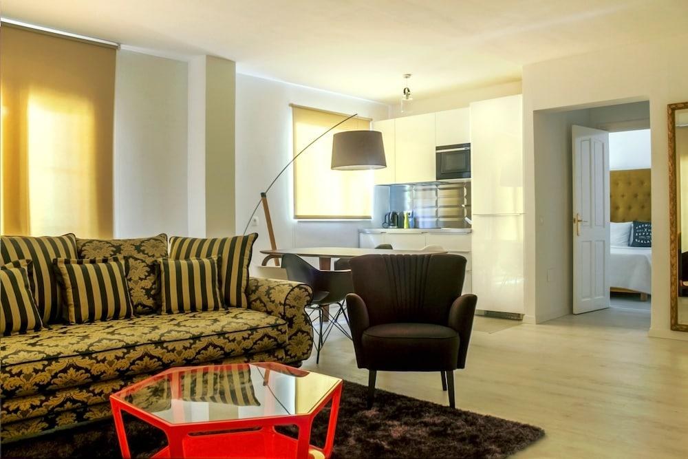 SANTA CRUZ APARTMENTS photo 4