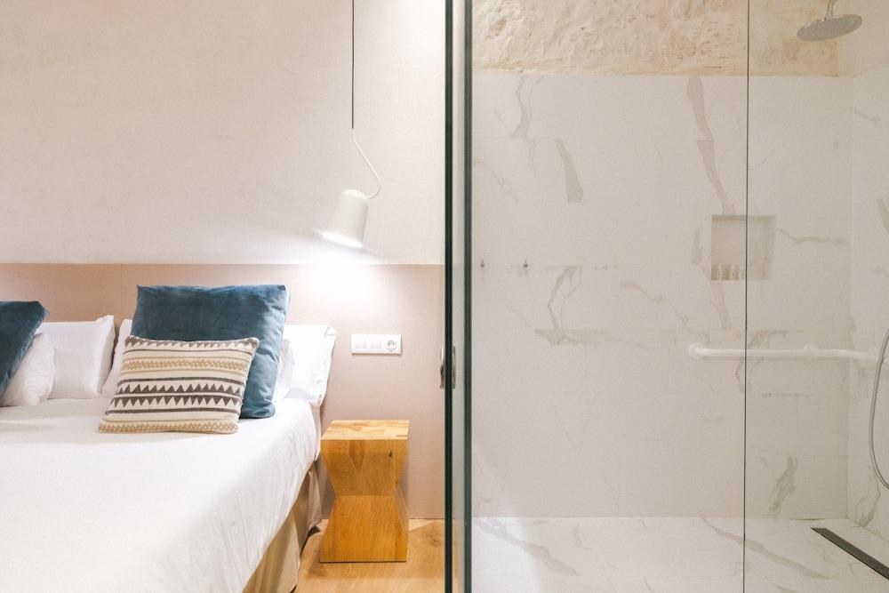 VEINTIUNO Emblematic Hotels - Adults Only photo 3