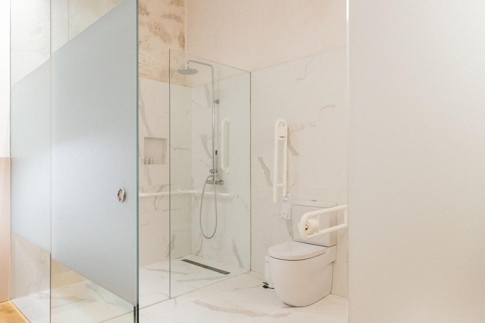 VEINTIUNO Emblematic Hotels - Adults Only photo 4