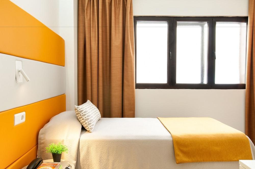Hotel Apartamentos Bajamar photo 4