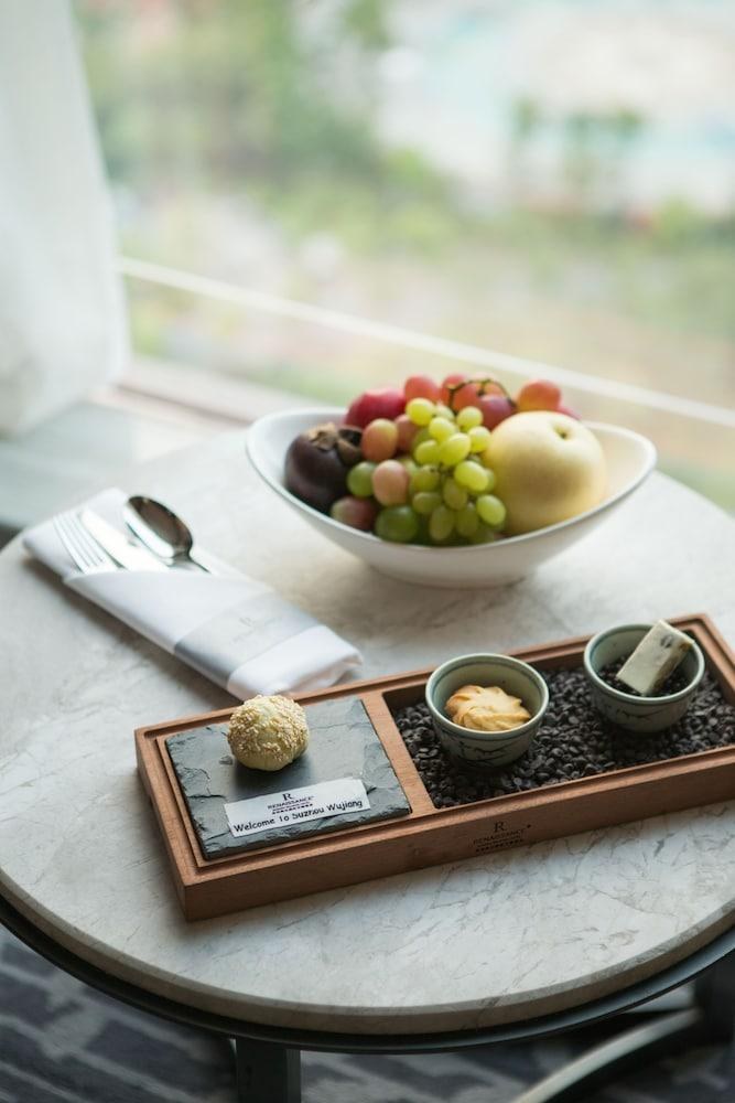 RENAISSANCE SUZHOU WUJIANG HOTEL photo 2