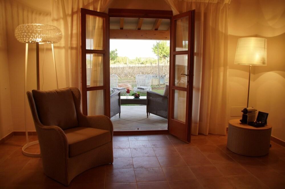 Aumallia Hotel & Spa photo 4