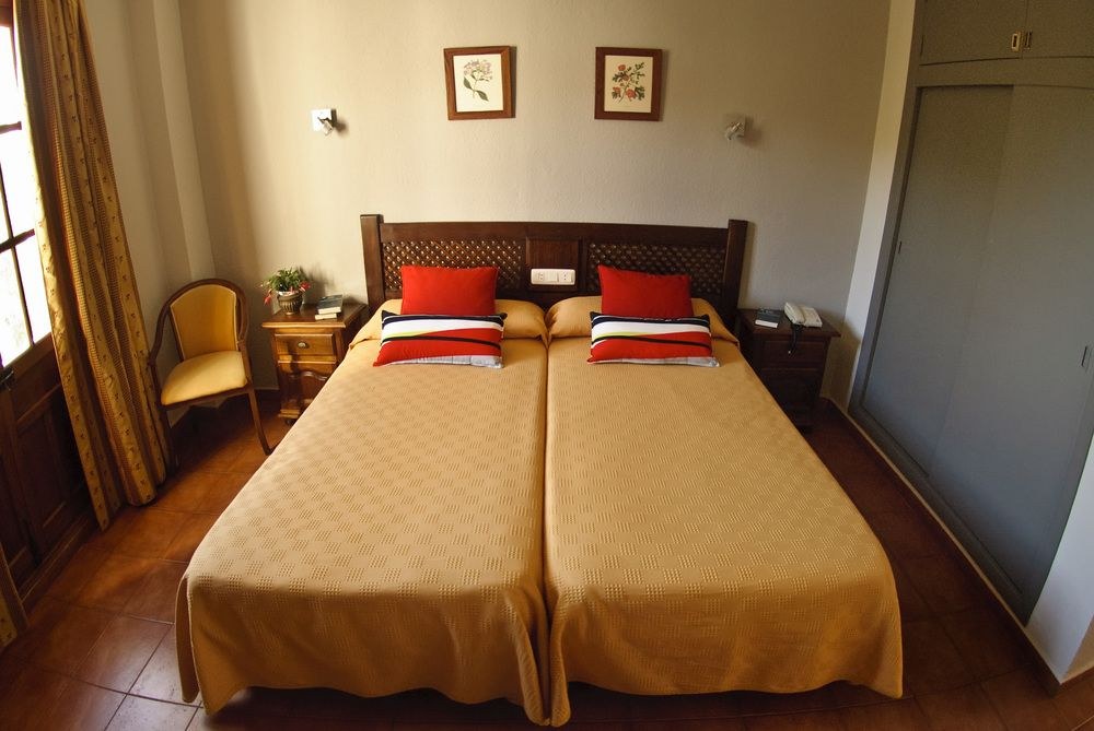 Hotel Galaroza Sierra photo 1