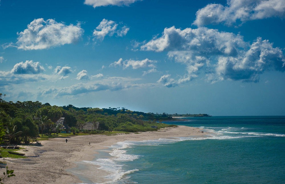 Amani Beach Hotel photo 1