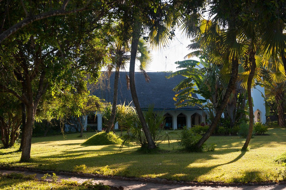 Amani Beach Hotel photo 2