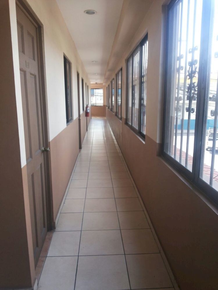 HOTEL QUINTA AVENIDA