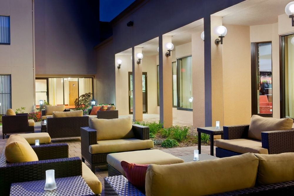 COURTYARD MILWAUKEE BROOKFIELD photo 1