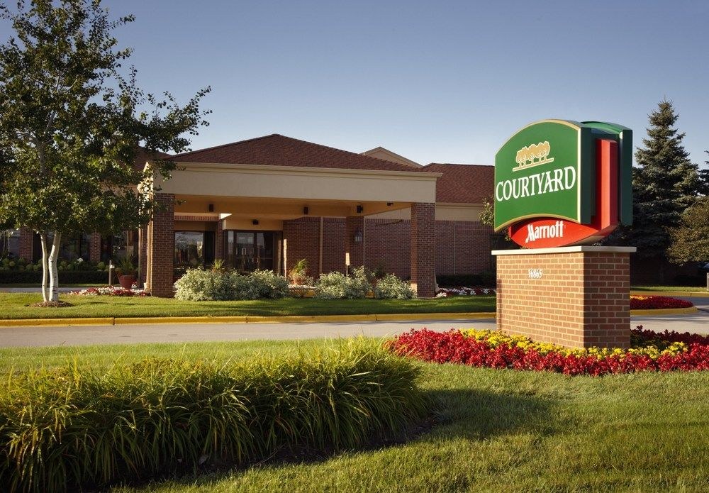 COURTYARD MILWAUKEE BROOKFIELD photo 3