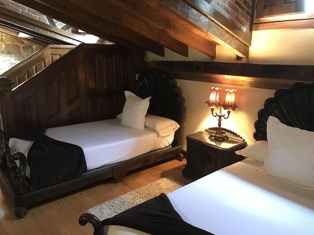 Hotel Palacio de Trasvilla photo 3