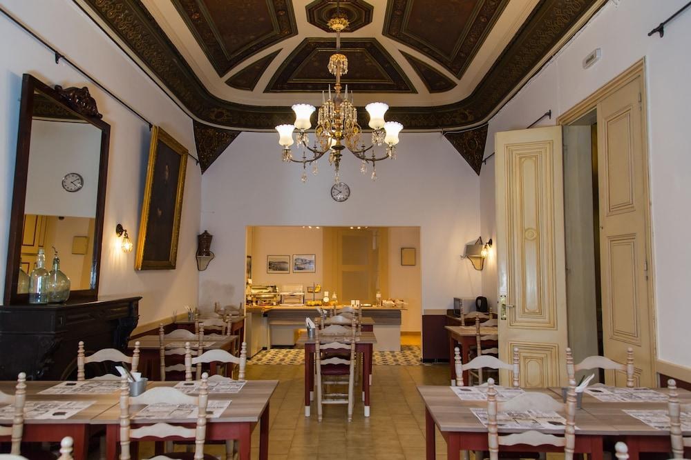 Hostal Plaja photo 4