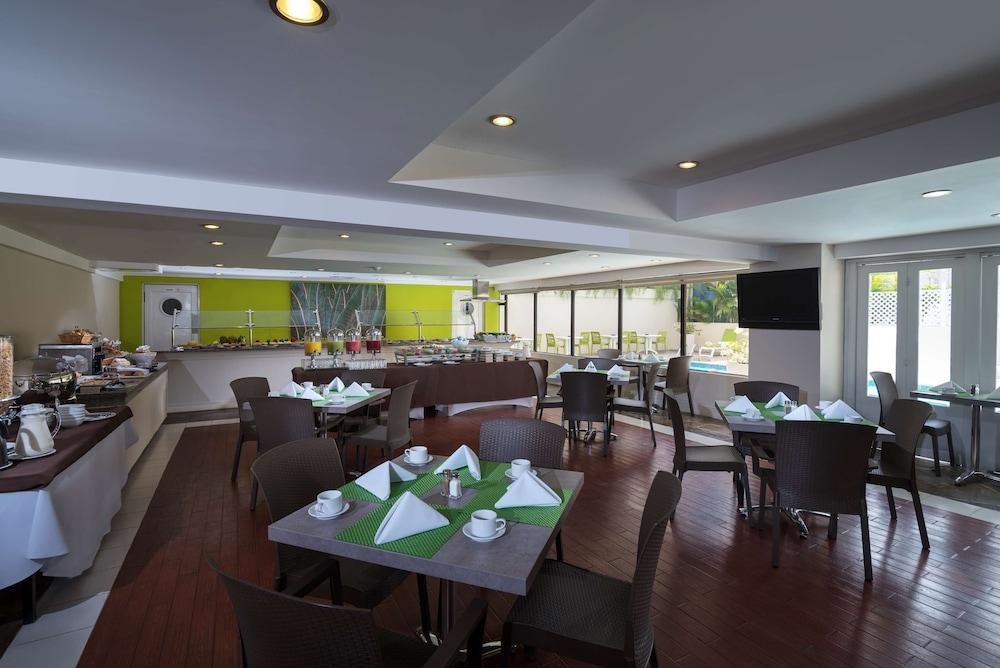 RADISSON SANTO DOMINGO photo 3