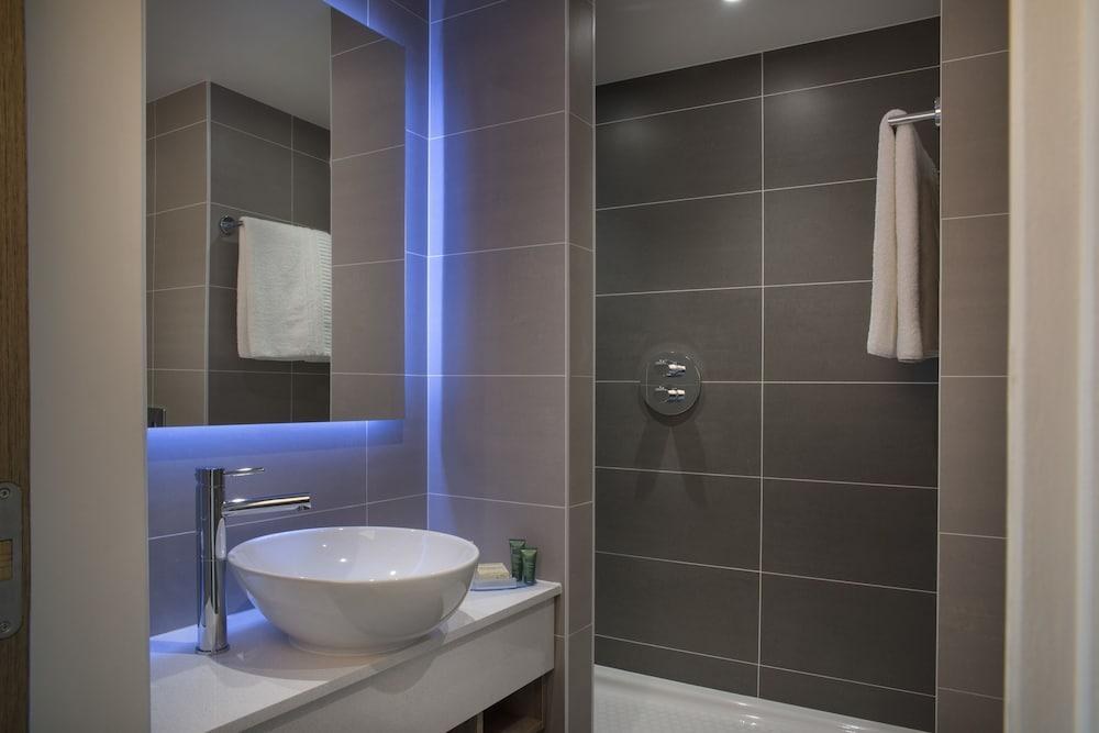 Hilton Garden Inn Manchester Emirates Old Trafford photo 3