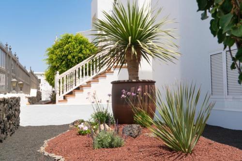 APARTAMENTOS PRINCESA GUAYADEQUE