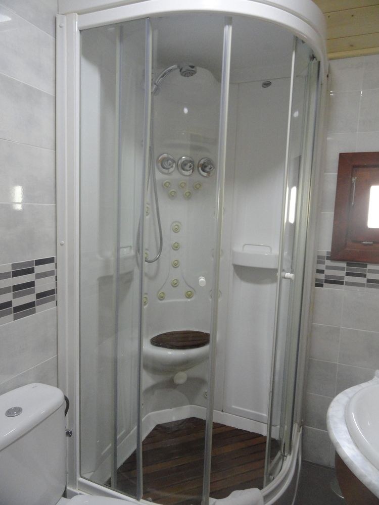 Hostal Gran Avenida photo 1