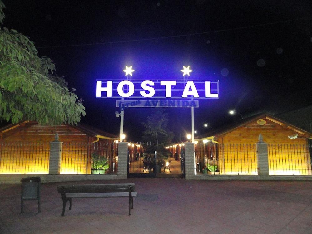 Hostal Gran Avenida photo 4