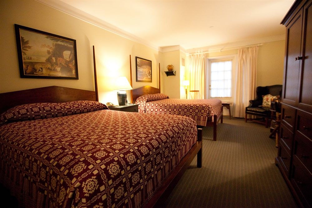 WILLIAMSBURG LODGE, AUTOGRAPH COLLECTION photo 1