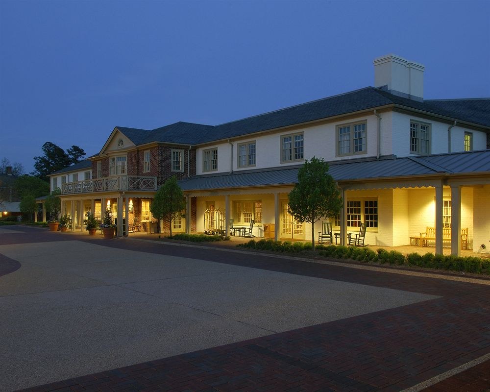 WILLIAMSBURG LODGE, AUTOGRAPH COLLECTION photo 3
