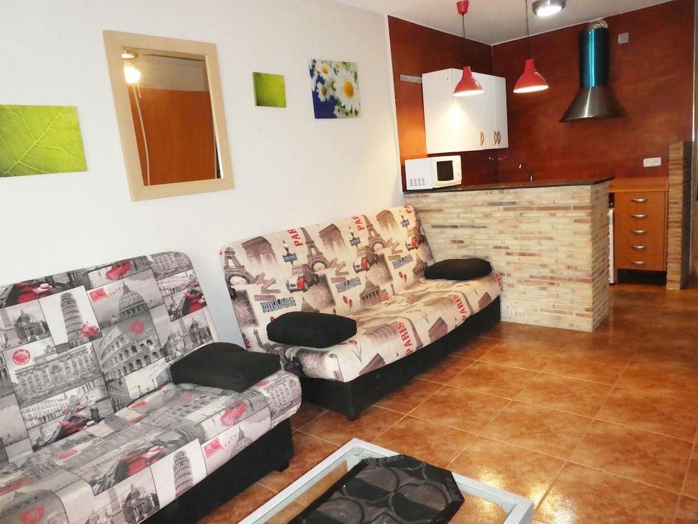 APARTAMENTOS GANDÍA BELLREGUARD 3000 photo 3