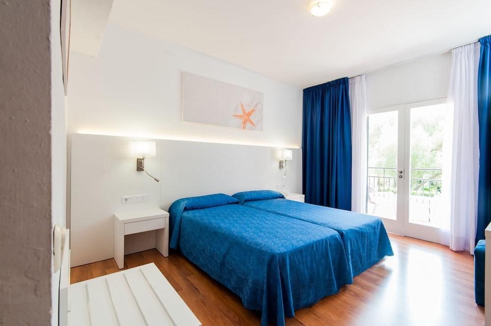 Hotel Cala Murada photo 2