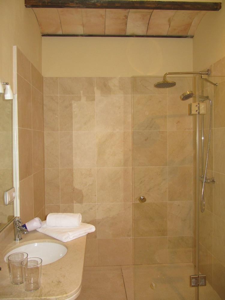 LIFE APARTMENTS SAN VICENTE photo 2