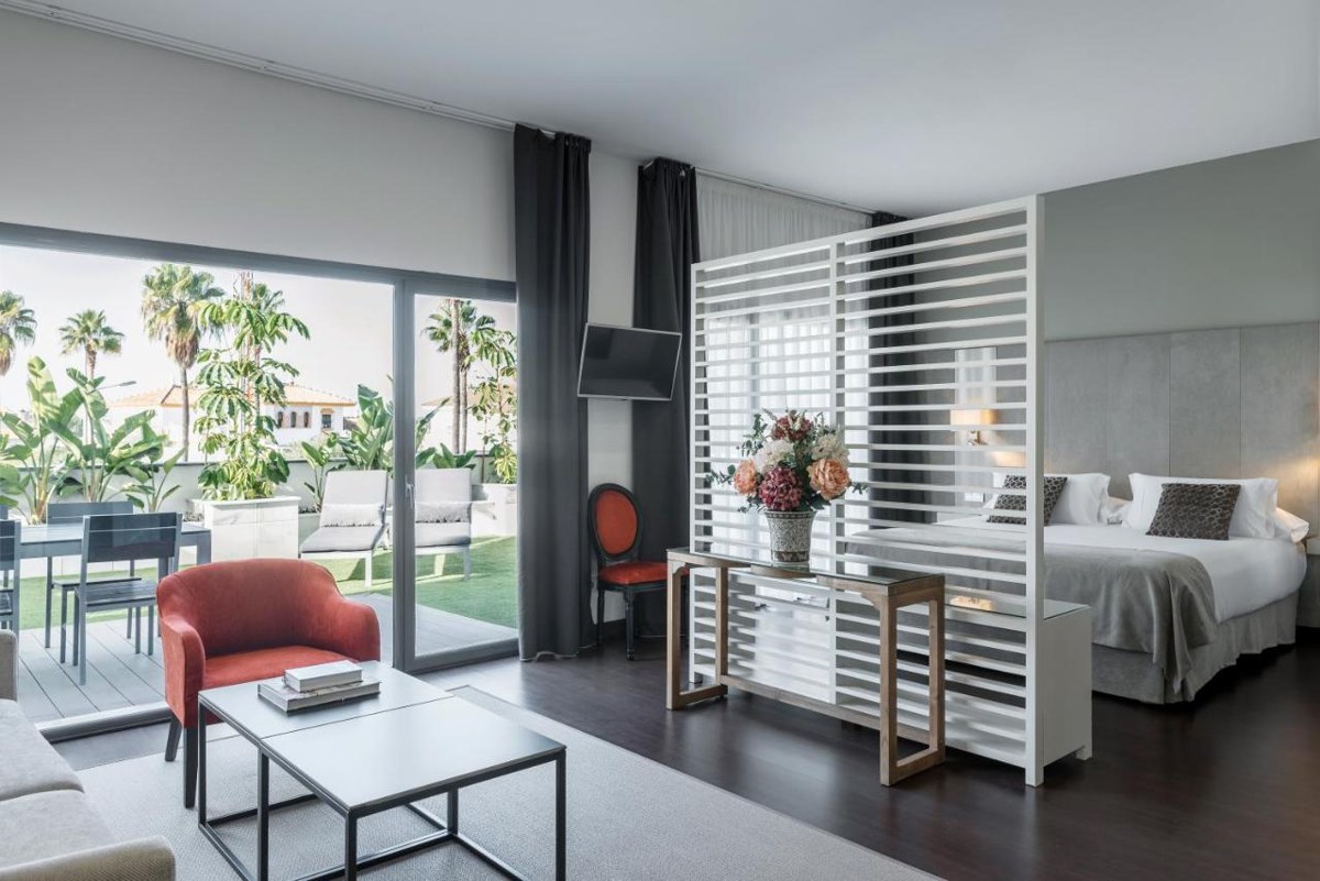 SEVILLA GREEN SUITES