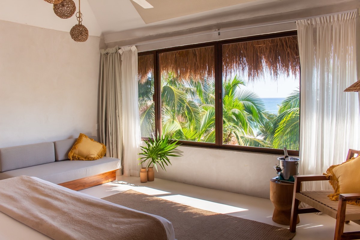 Dune Boutique Hotel located at the party zone photo 3