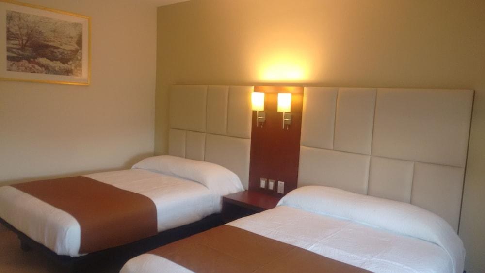 Ave Inn Hotel photo 4